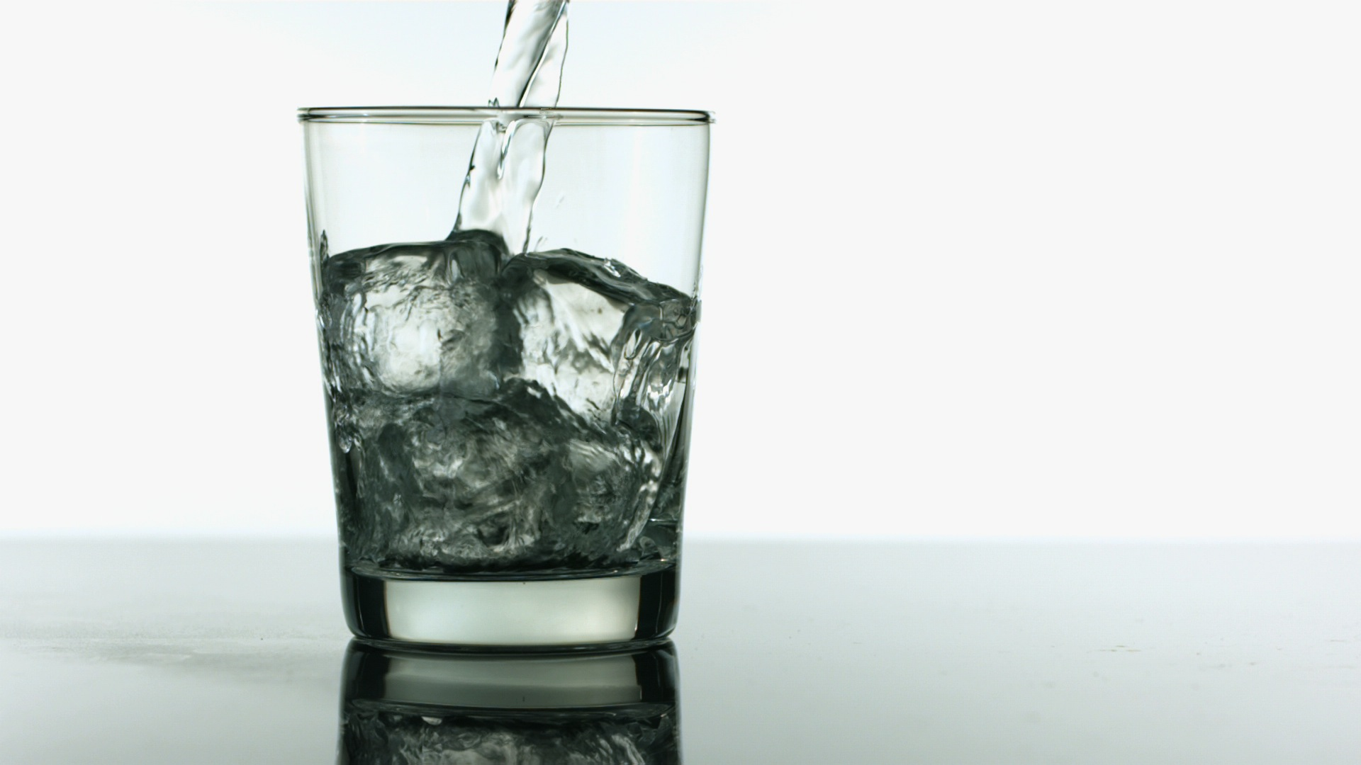pouring-water.png