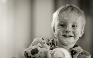 toddler-eating.jpg