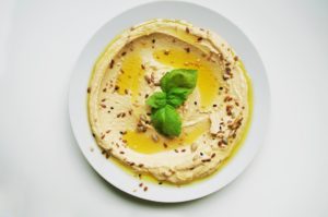 hummus-1057998_1920.jpg