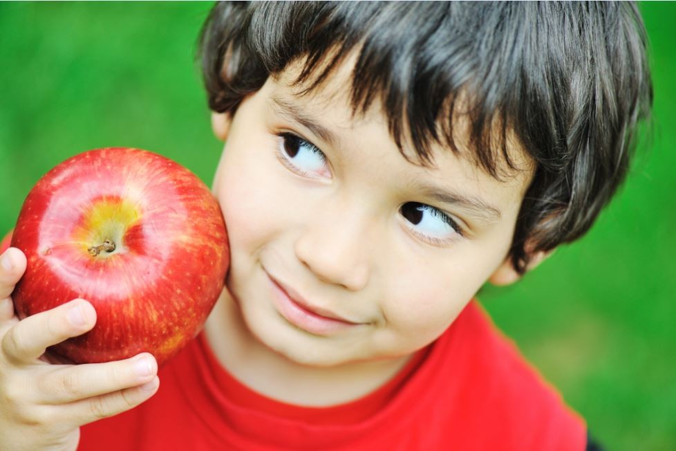 How to get the fussiest of children to eat new foods