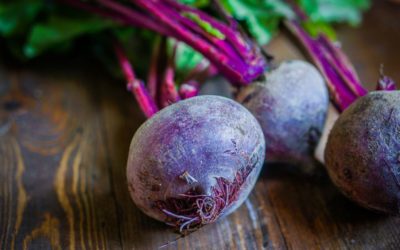 Beetroot & walnut salad